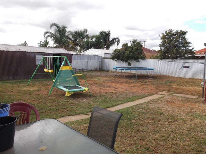 32 The Strand, Brahma Lodge SA 5109