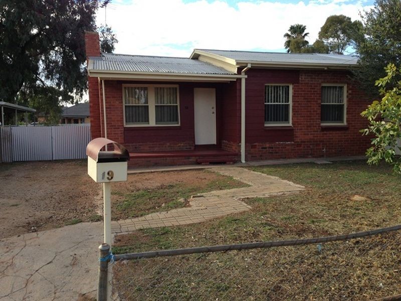 19 Wilkins Road, Elizabeth Downs SA 5113