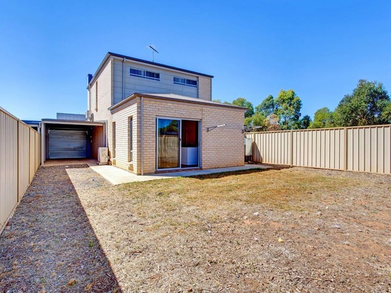 4 Glades Walk, Smithfield Plains SA 5114