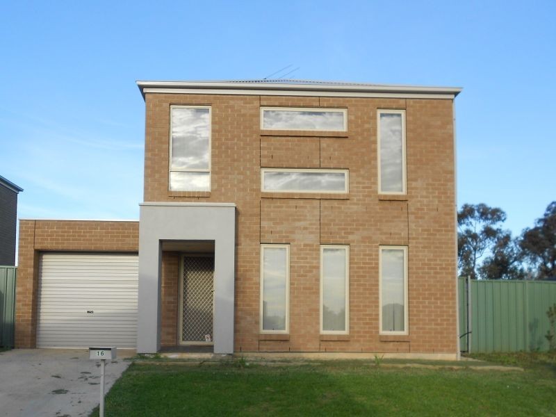 16 Liverpool Place, Elizabeth Park SA 5113