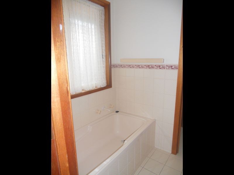 5 Melaleuca Place, Golden Grove SA 5125