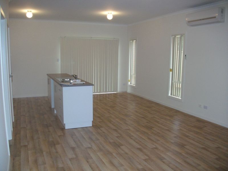 3 Glades Walk, Smithfield Plains SA 5114