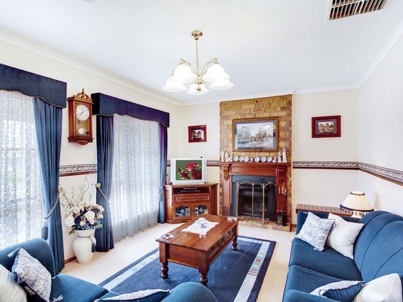 4 Debenham Court, Greenwith SA 5125