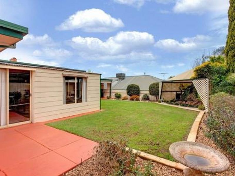 4 Debenham Court, Greenwith SA 5125