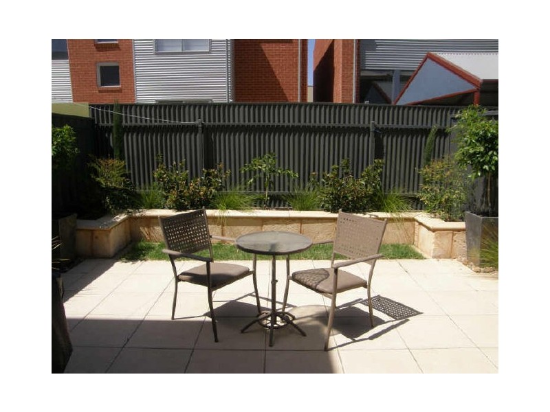 7 Robinson Street, Mawson Lakes SA 5095