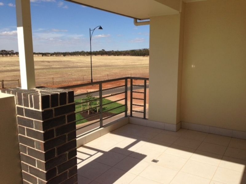 278 Newton Boulevard, Munno Para West SA 5115