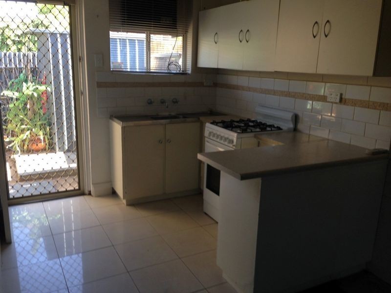 2/16 Pauls Drive, Valley View SA 5093