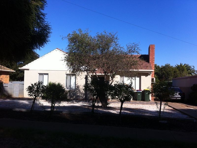 32 Kentish Road, Elizabeth Downs SA 5113