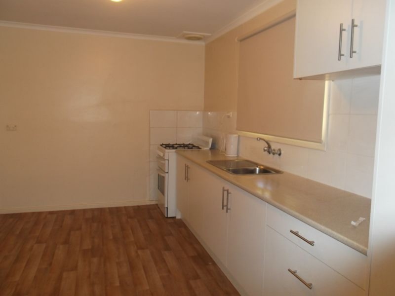 15 Moulds Crescent, Smithfield SA 5114