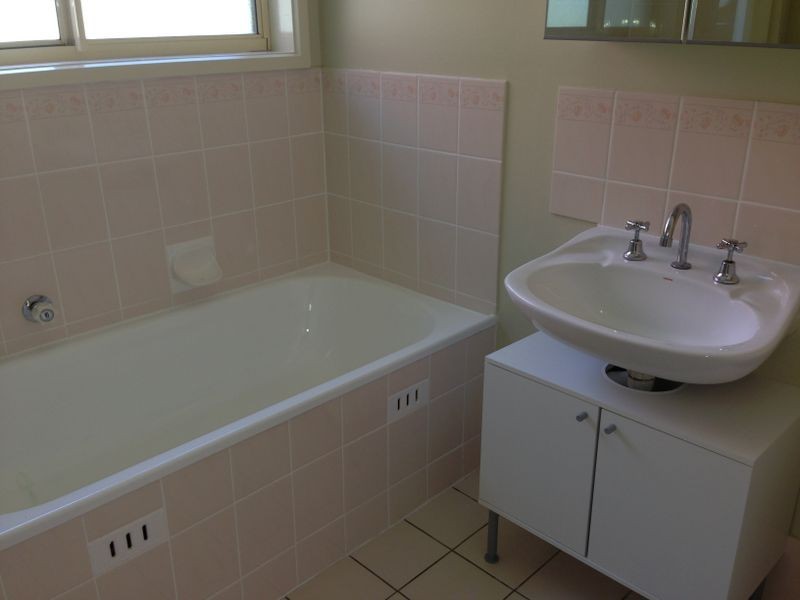 12 Holbrook Crescent, Greenwith SA 5125