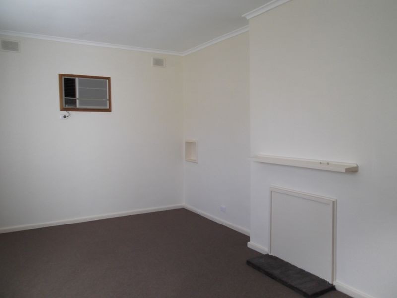 6 Willison Road, Elizabeth South SA 5112