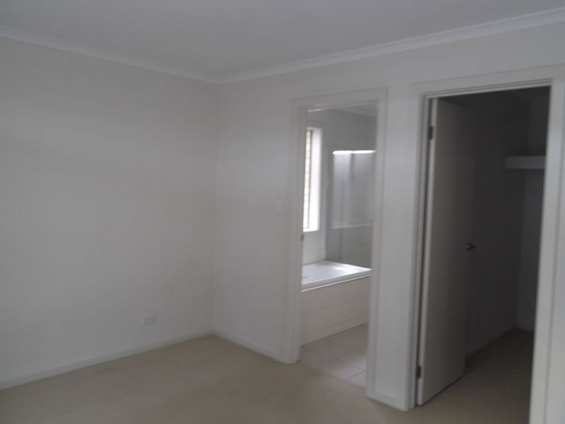 7 Centenary Circuit, Andrews Farm SA 5114