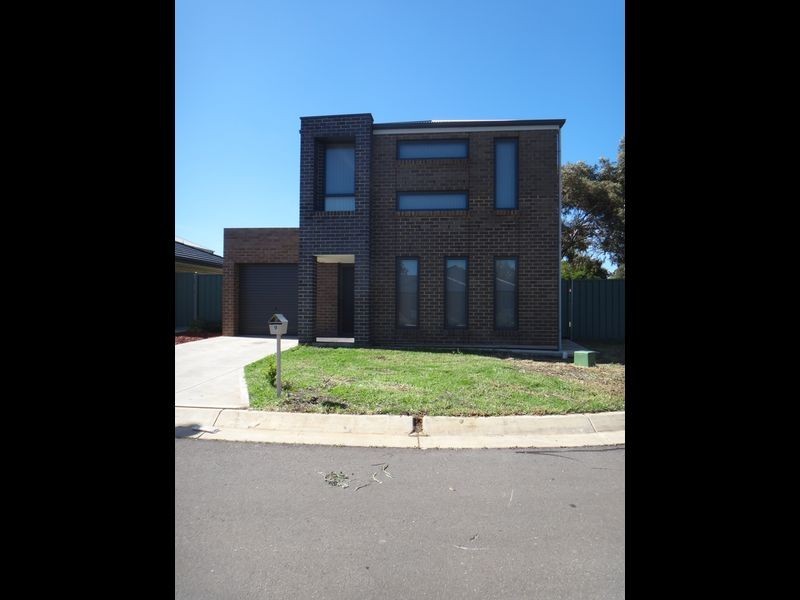 9 Tina Court, Elizabeth Park SA 5113