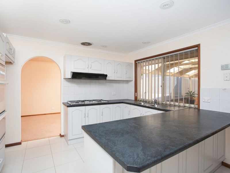 24 Halcyon Avenue, Greenwith SA 5125