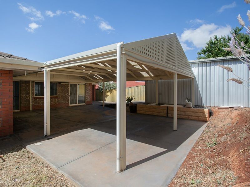 24 Halcyon Avenue, Greenwith SA 5125
