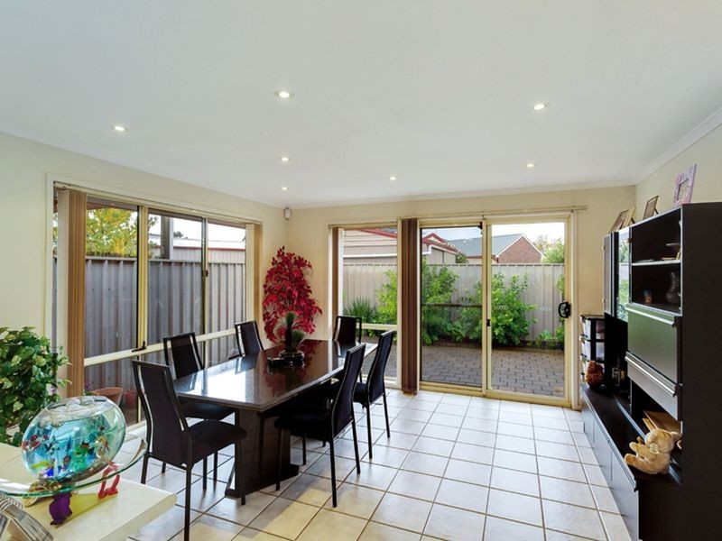 14 Victoria Drive, Oakden SA 5086