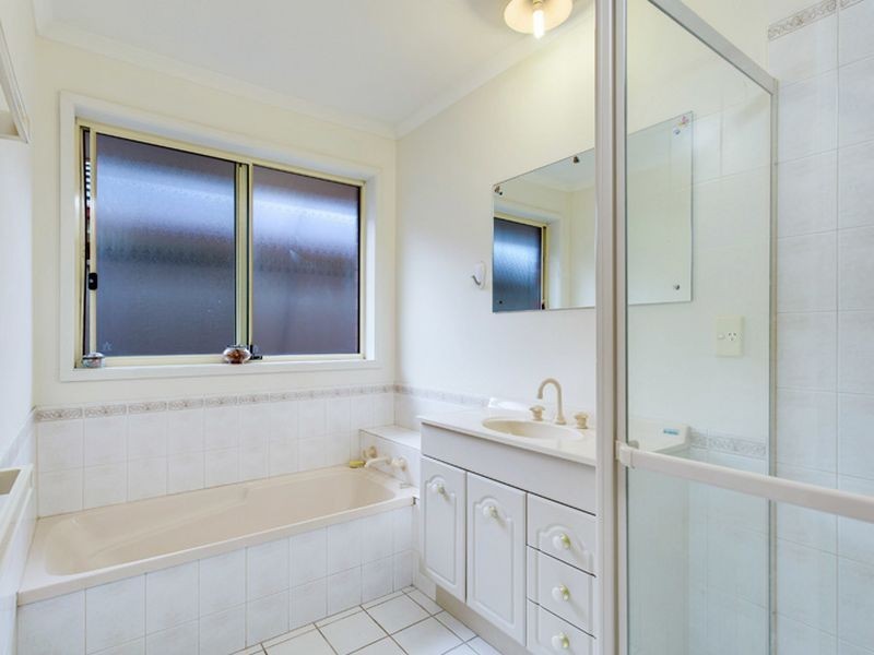 14 Victoria Drive, Oakden SA 5086