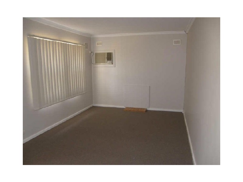 11 Siddall Road, Elizabeth Vale SA 5112