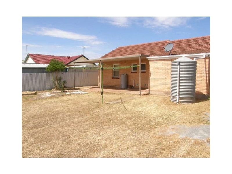 11 Siddall Road, Elizabeth Vale SA 5112