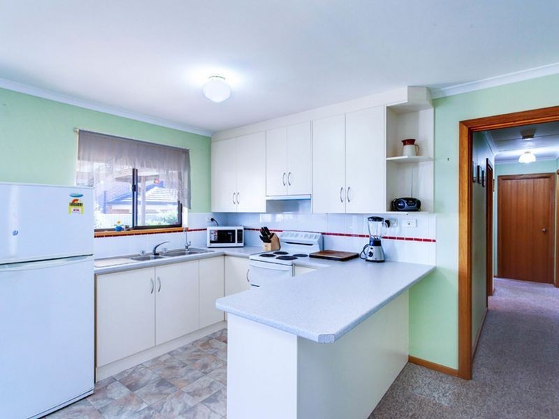 2/45 Canterbury Drive, Salisbury Heights SA 5109