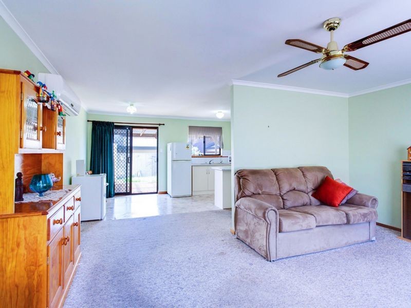 2/45 Canterbury Drive, Salisbury Heights SA 5109