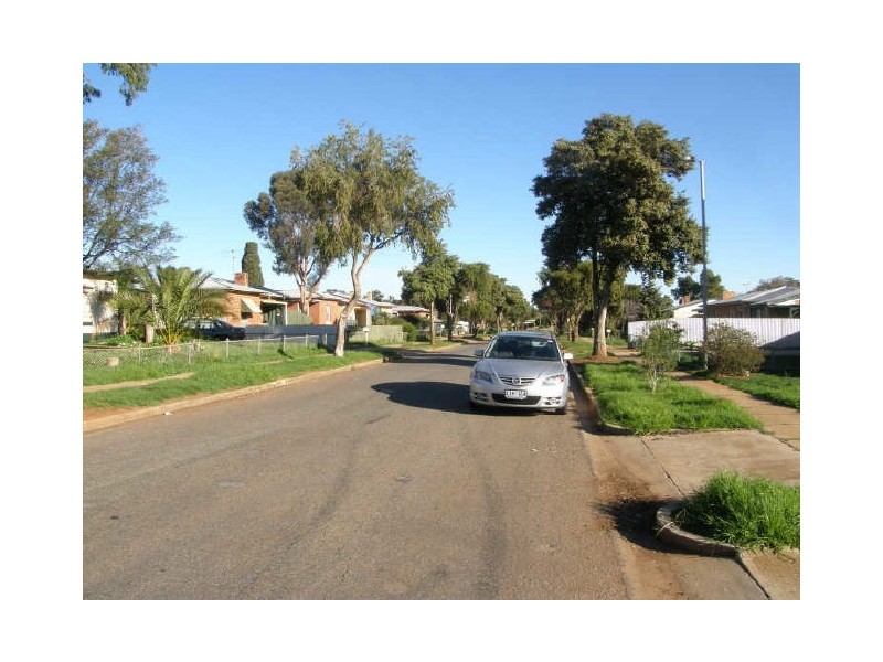 28 Johnston Road, Elizabeth Downs SA 5113