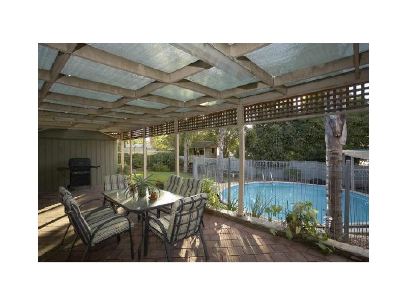 31 Geoffrey Avenue, Valley View SA 5093