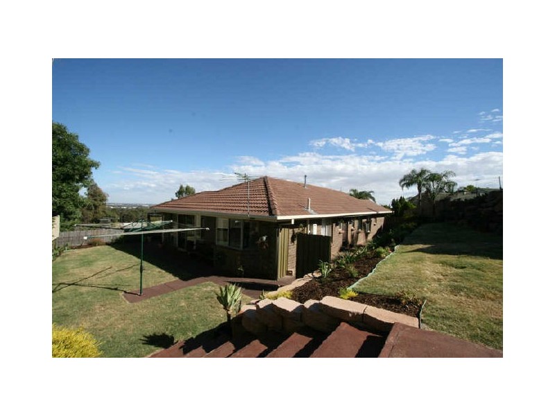 4 Alandry Court, Hillbank SA 5112