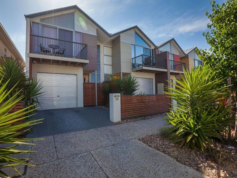 28 The Strand, Mawson Lakes SA 5095