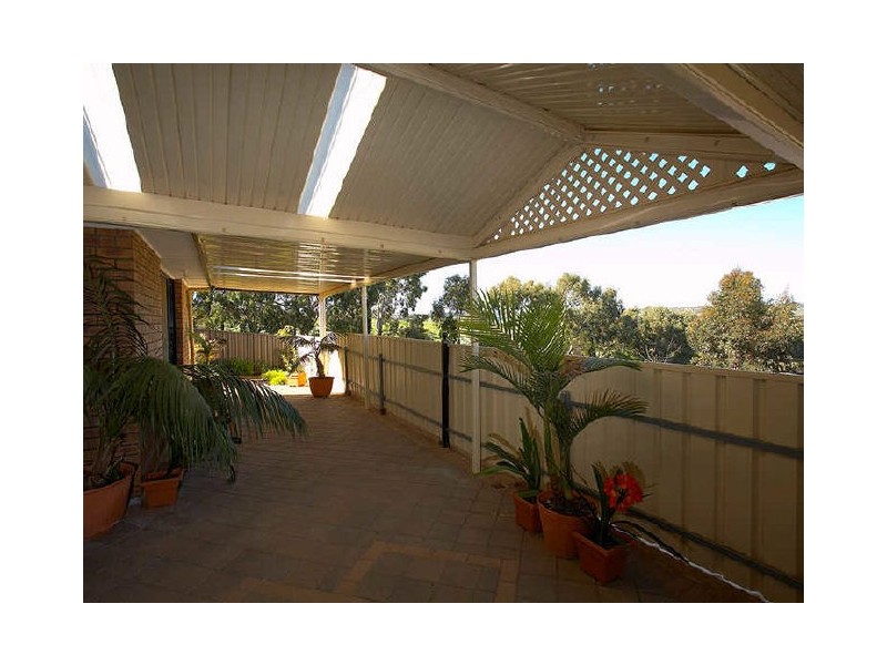 4 Lofty Rise, Greenwith SA 5125