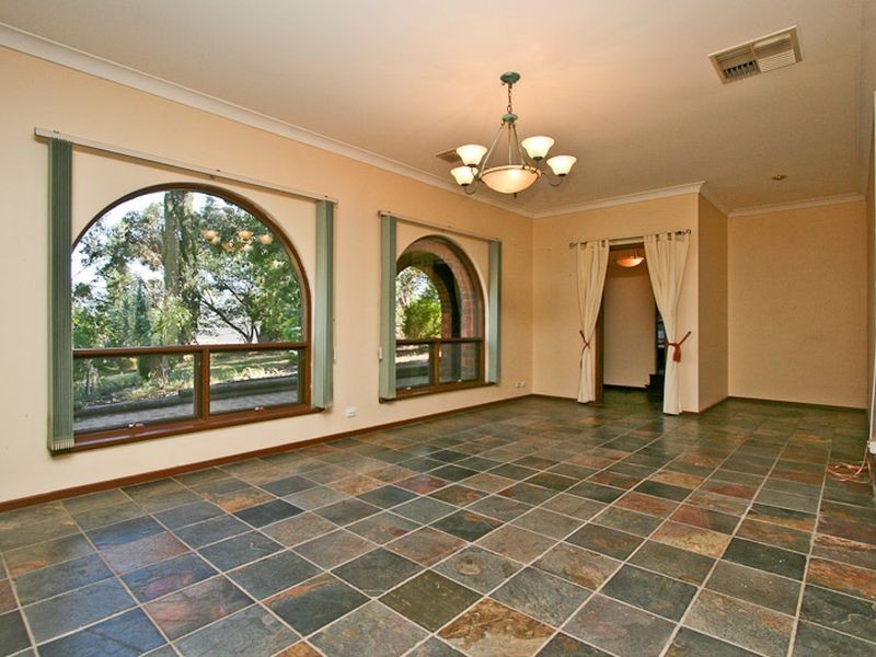 3 Annesley Close, Salisbury Heights SA 5109