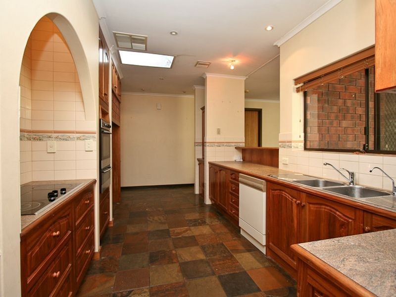 3 Annesley Close, Salisbury Heights SA 5109