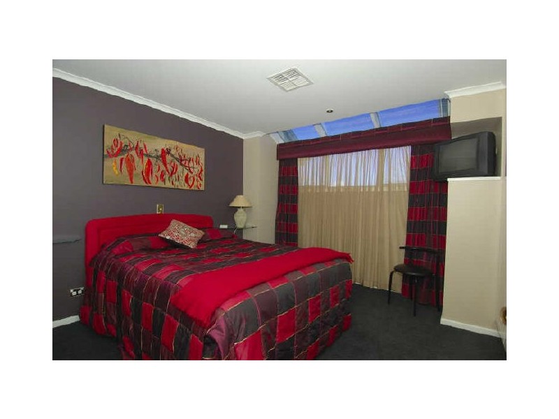 14 Tongariro Street, Greenwith SA 5125