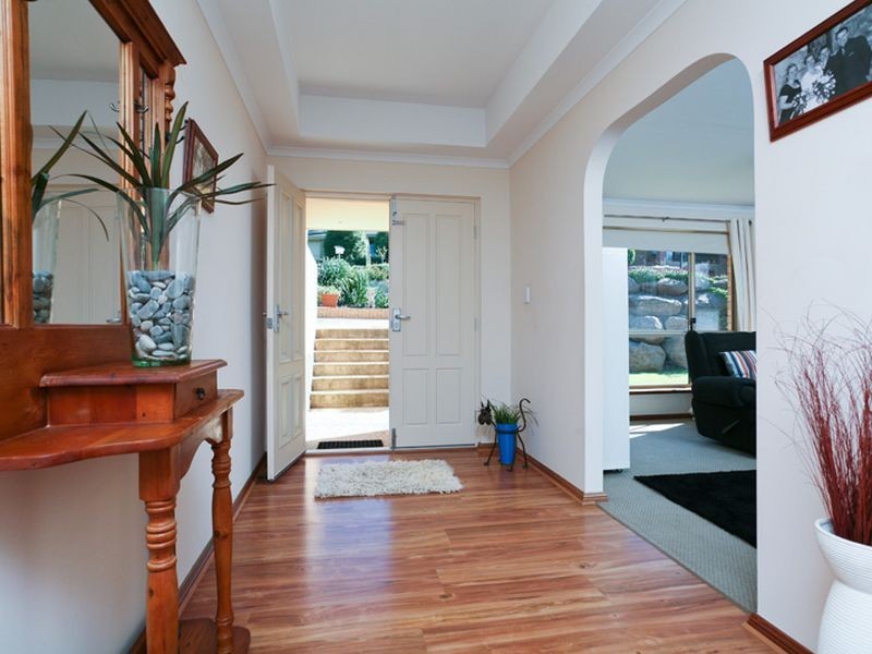 23 Reordan Drive, Greenwith SA 5125