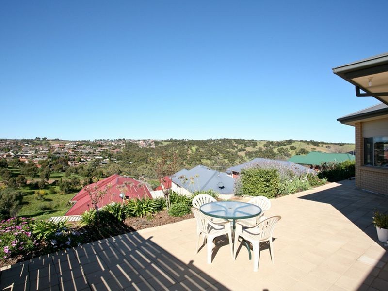 23 Reordan Drive, Greenwith SA 5125