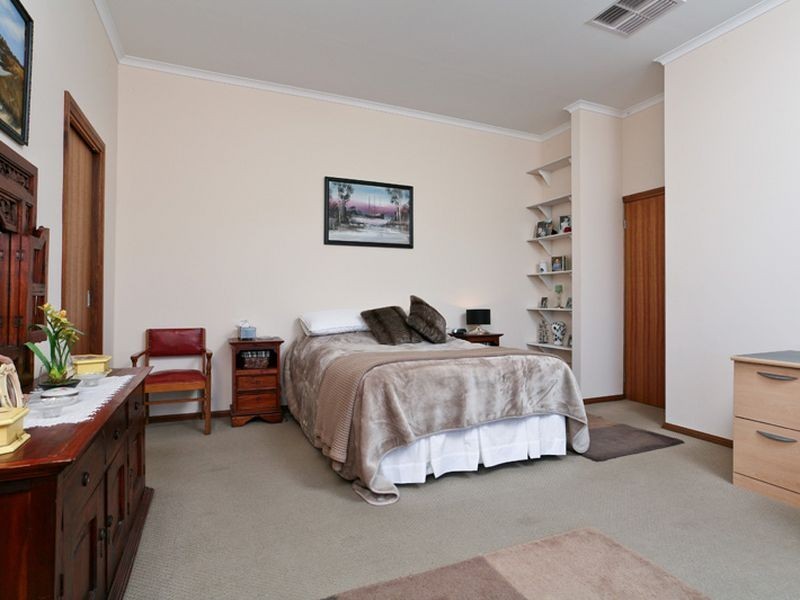 23 Reordan Drive, Greenwith SA 5125