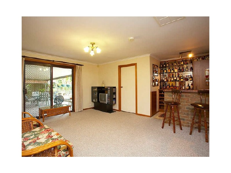 9 Trebbiano Street, Wynn Vale SA 5127