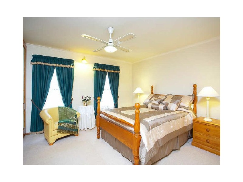 9 Cawrse Avenue, Wynn Vale SA 5127