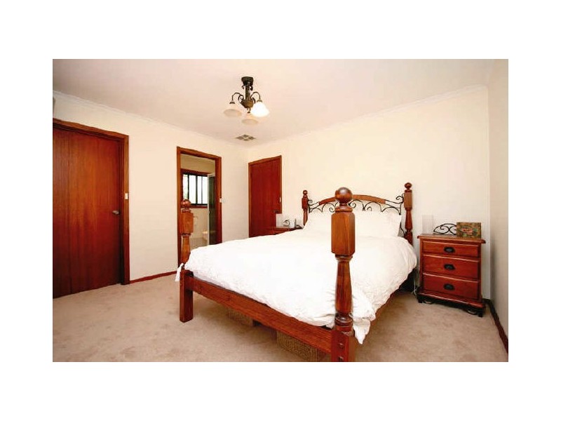 23 Austerlitz Court, Greenwith SA 5125