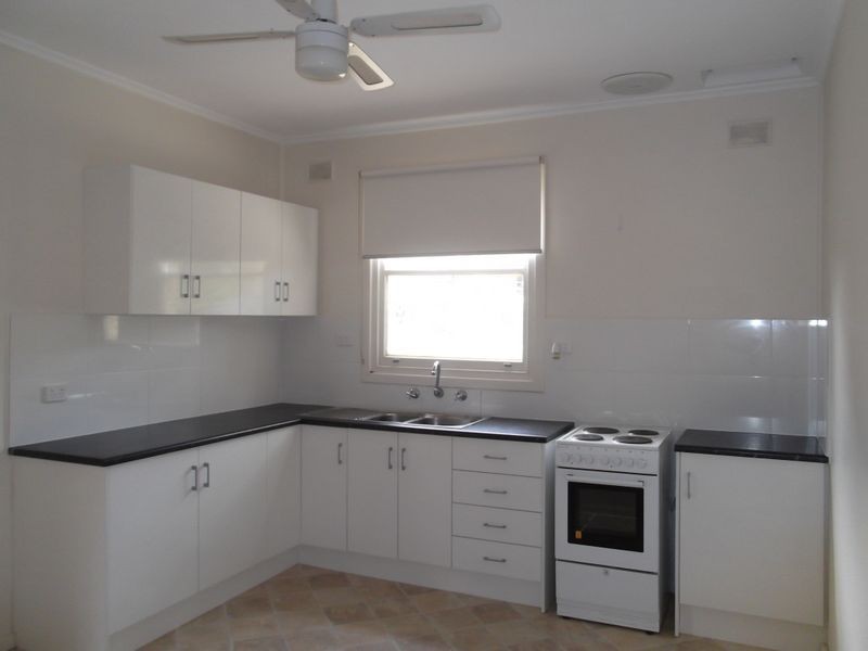 5 Parkinson Street, Elizabeth Downs SA 5113