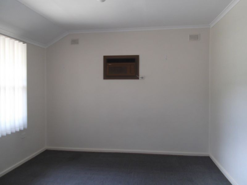 5 Parkinson Street, Elizabeth Downs SA 5113