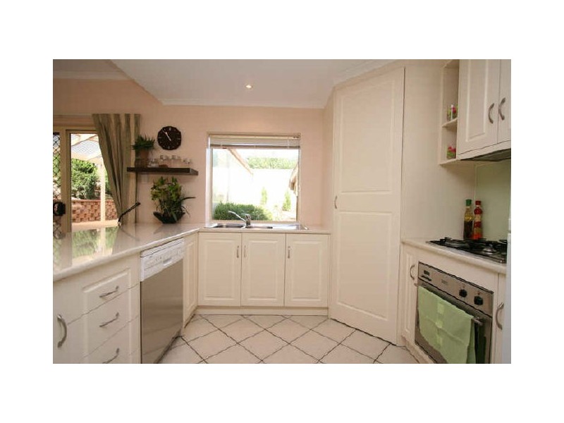 16 Olde Coach Road, Greenwith SA 5125