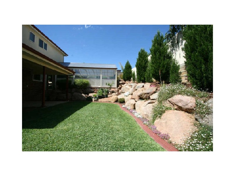 16 Olde Coach Road, Greenwith SA 5125