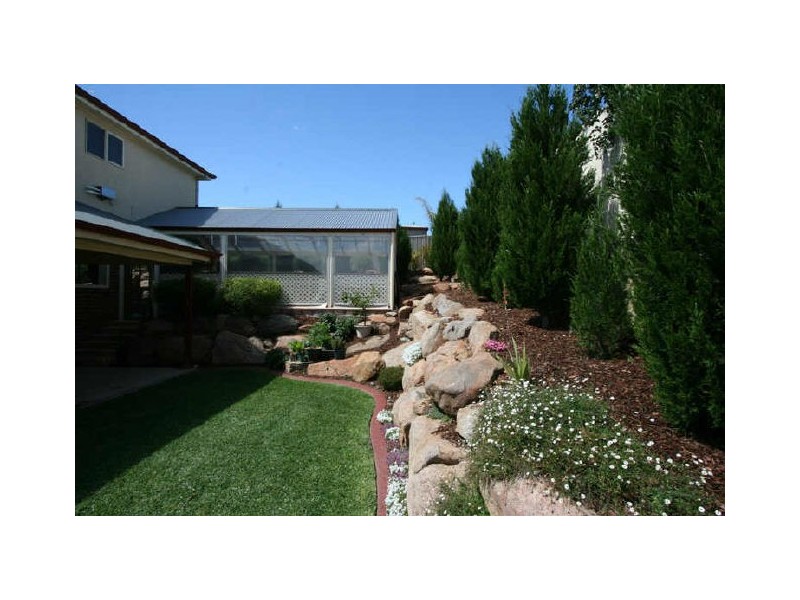 16 Olde Coach Road, Greenwith SA 5125