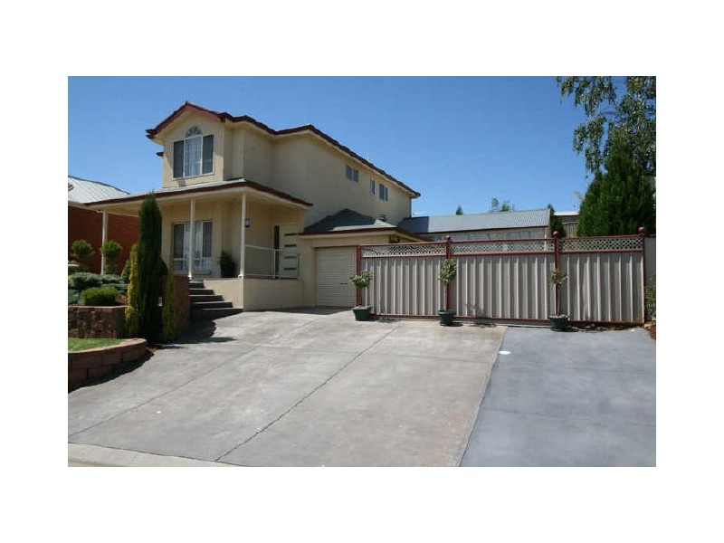 16 Olde Coach Road, Greenwith SA 5125