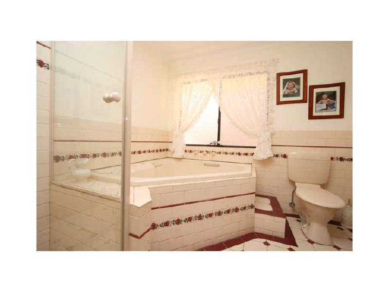 6 Dalinga Court, Salisbury Heights SA 5109