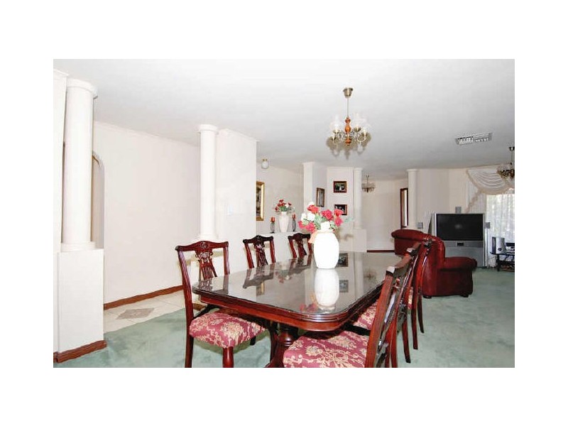 10 Gransden Parade, Greenwith SA 5125