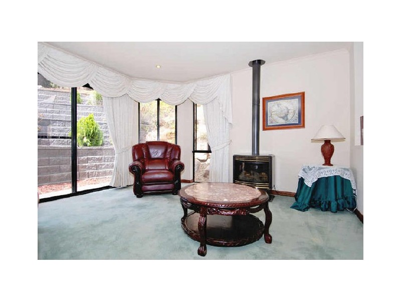 10 Gransden Parade, Greenwith SA 5125