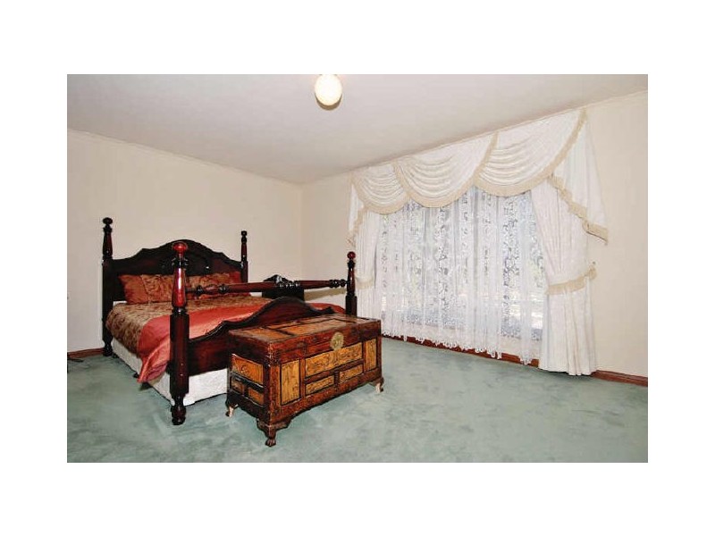 10 Gransden Parade, Greenwith SA 5125