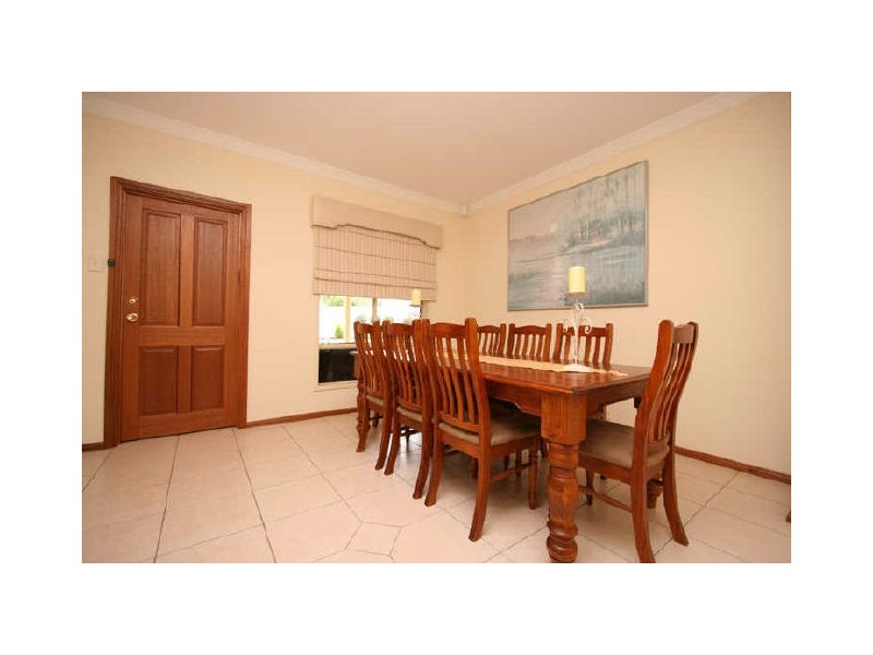 7 The Outlook, Salisbury Heights SA 5109